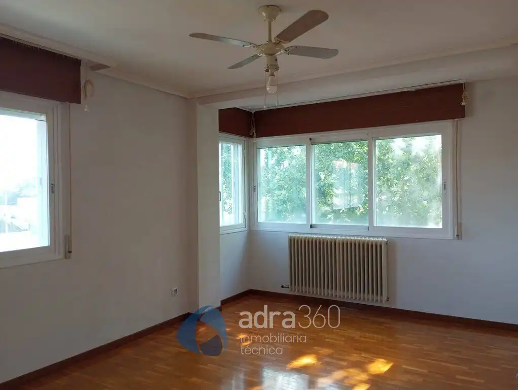 Bedroom of Flat for sale in  Logroño  with Heating and Storage room