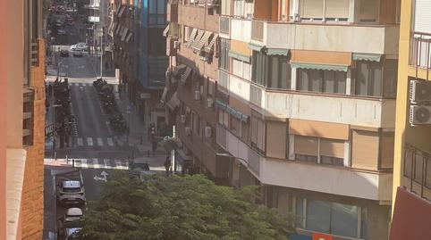 Photo 3 of Flat to rent in Carrer Pintor Aparicio, Ensanche - Diputación, Alicante / Alacant