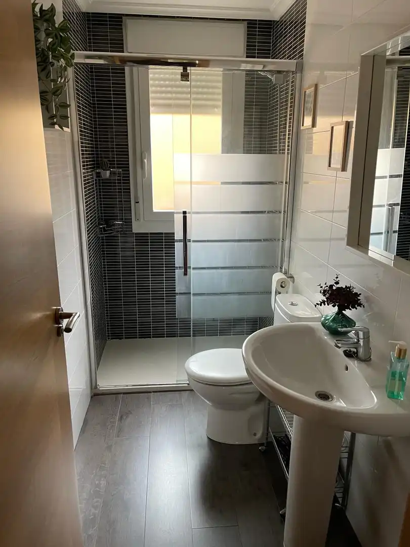 Badezimmer von Wohnung zum Verkauf in El Villar de Arnedo mit Möbliert