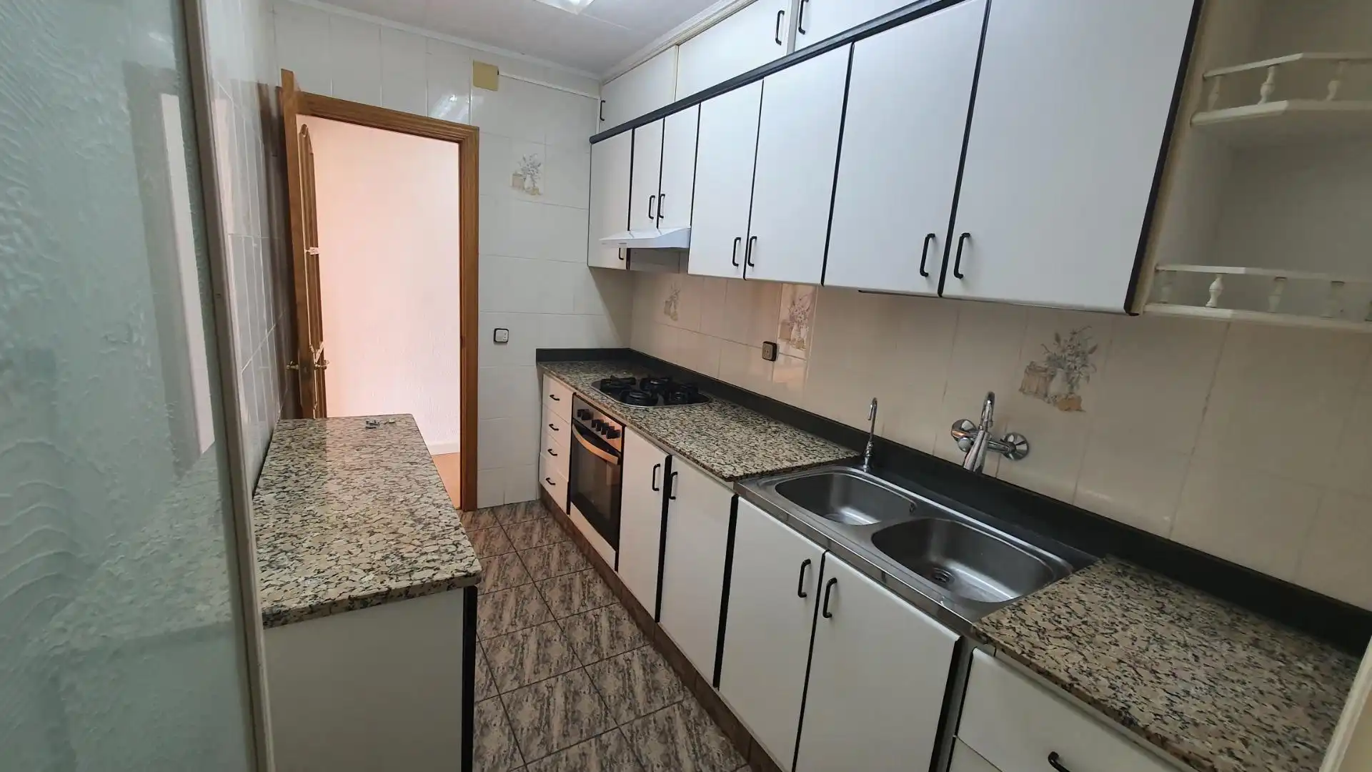 Kitchen of Flat for sale in Canet de Mar  with Air Conditioner, Parquet flooring and Balcony
