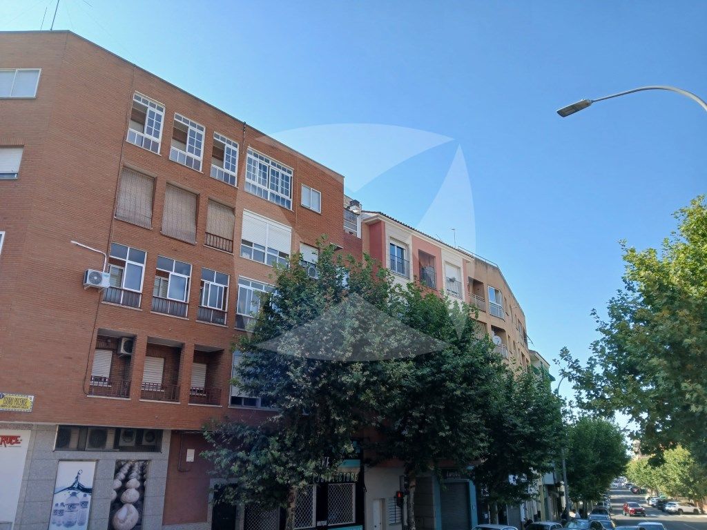 Exterior view of Flat to rent in Badajoz Capital  with Air Conditioner, Heating and Furnished