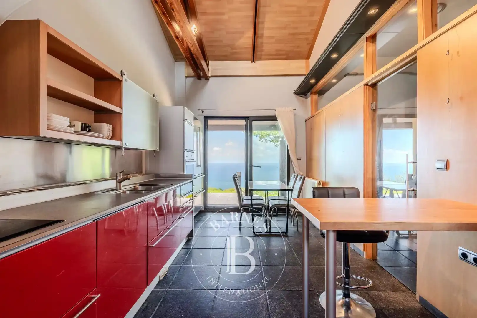 Cocina de Casa o chalet en venta en Donostia - San Sebastián  con Calefacción, Trastero y Piscina