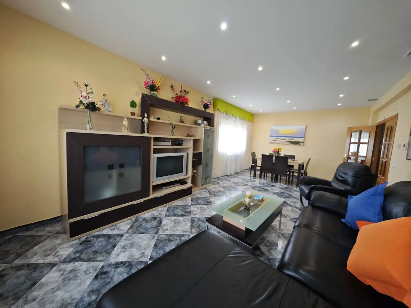 Sala de estar de Casa o chalet en venta en Escalona con Aire acondicionado, Calefacción y Piscina
