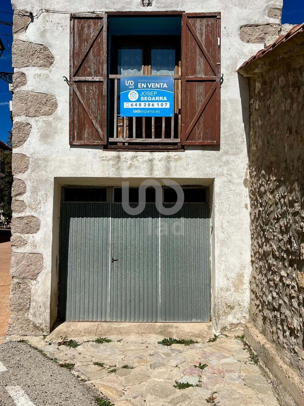 Vista exterior de Edifici en venda en La Pobla de Benifassà