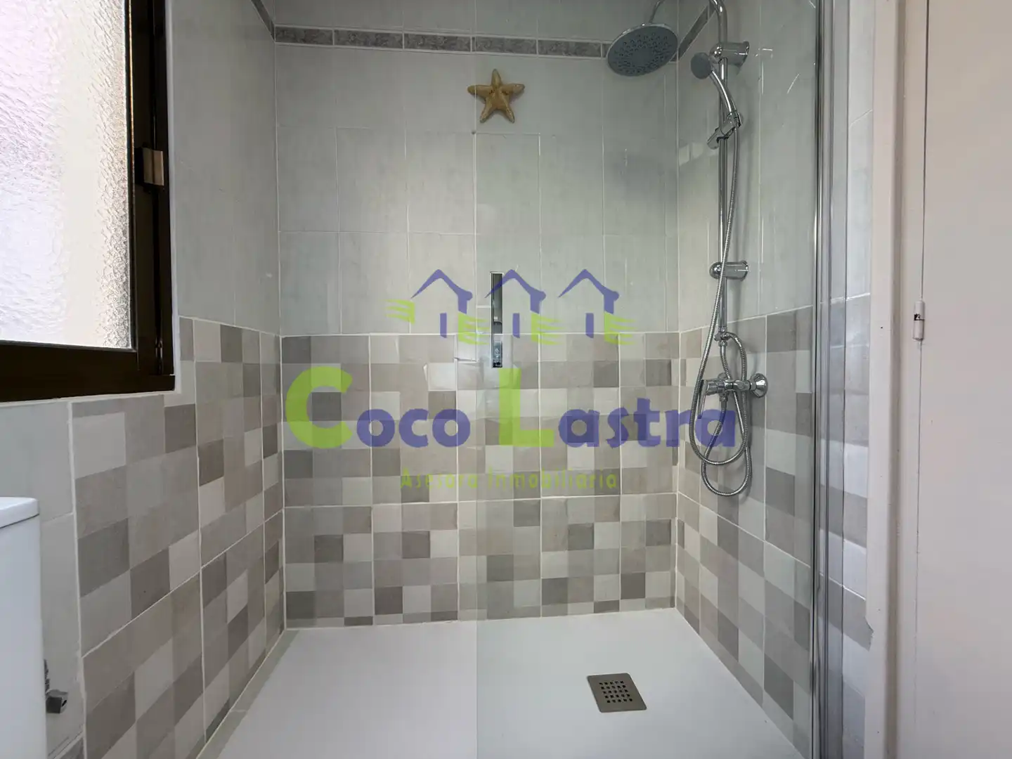 Baño de Piso en venta en Salamanca con Calefacción y Balcón