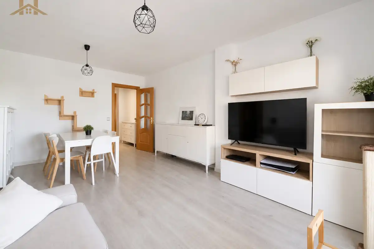 Sala d'estar de Pis en venda en Móstoles amb Aire condicionat i Terrassa