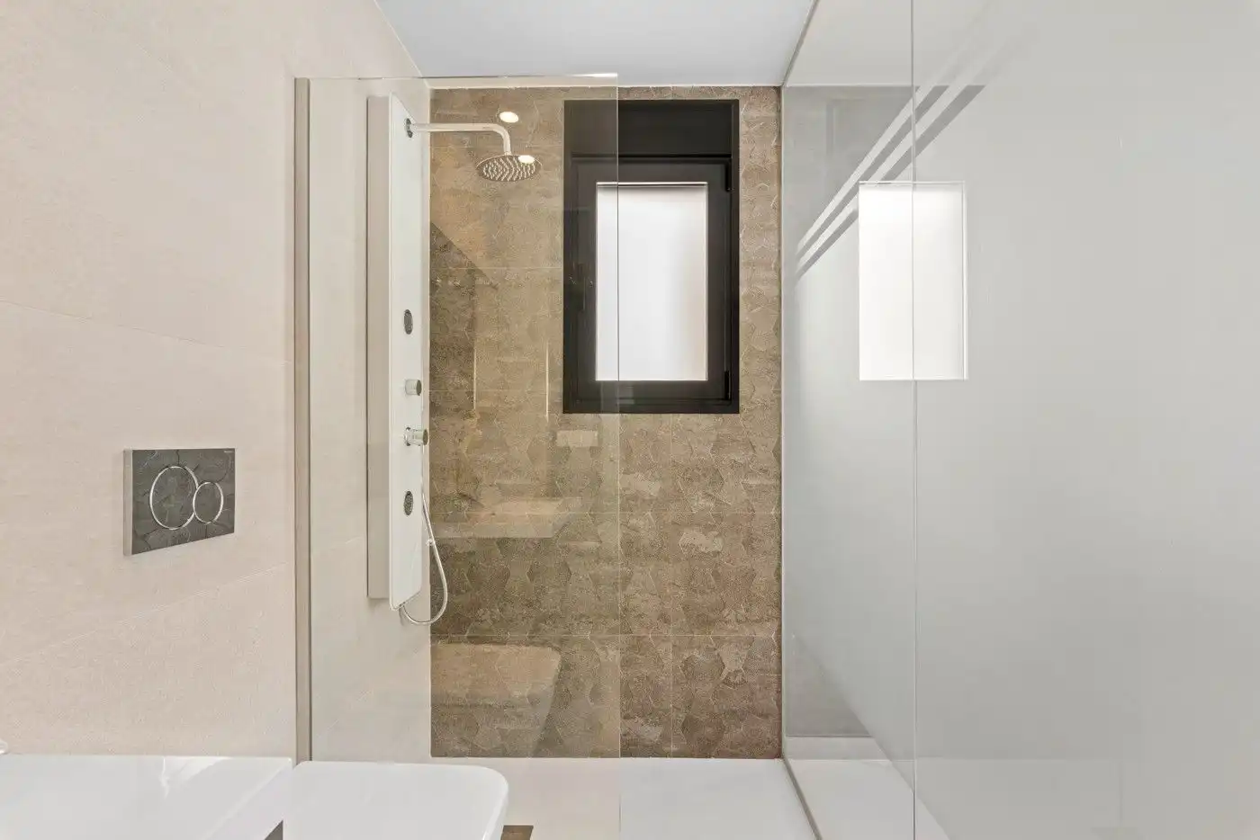 Baño de Casa o chalet en venta en San Miguel de Salinas con Aire acondicionado, Calefacción y Terraza