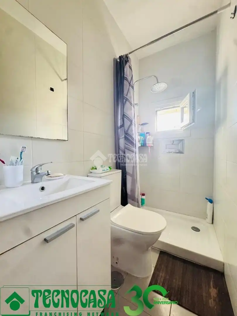 Baño de Piso en venta en Toledo con Calefacción y Balcón