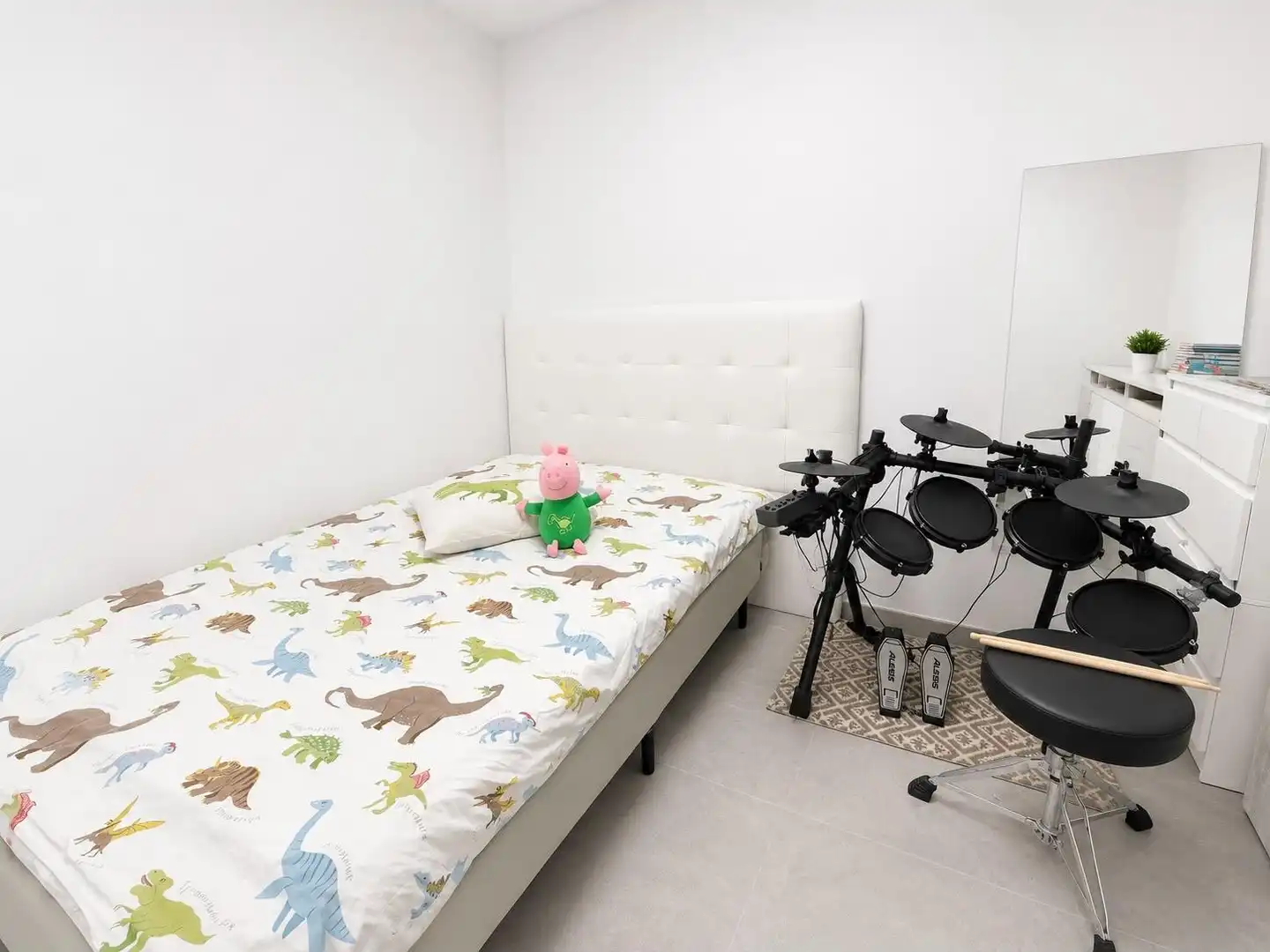 Habitación de Apartamento en venta en Arona con Terraza, Amueblado y Piscina comunitaria