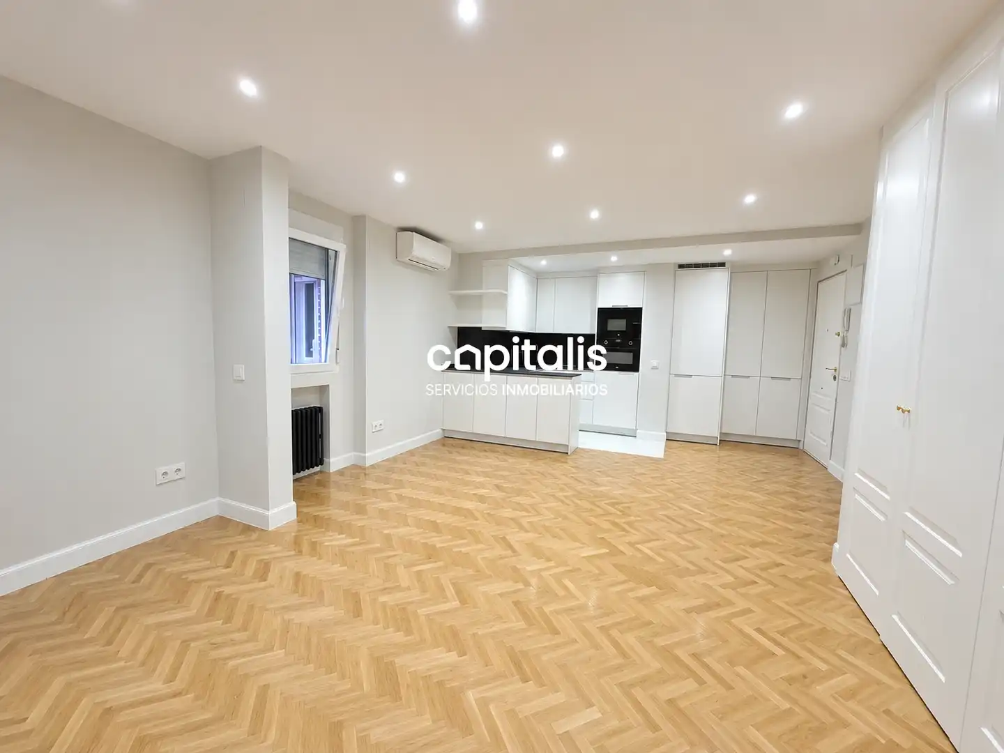 Wohnzimmer von Wohnung zum Verkauf in Madrid mit Klimaanlage, Heizung und Abstellraum