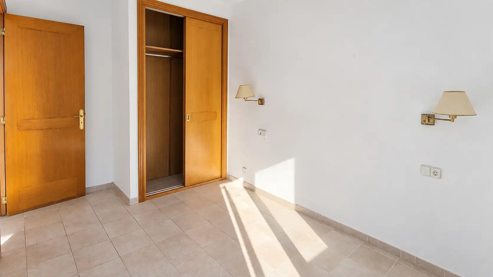 Appartamento con terrazza in vendita a Carrer de Mestral, imagen 9