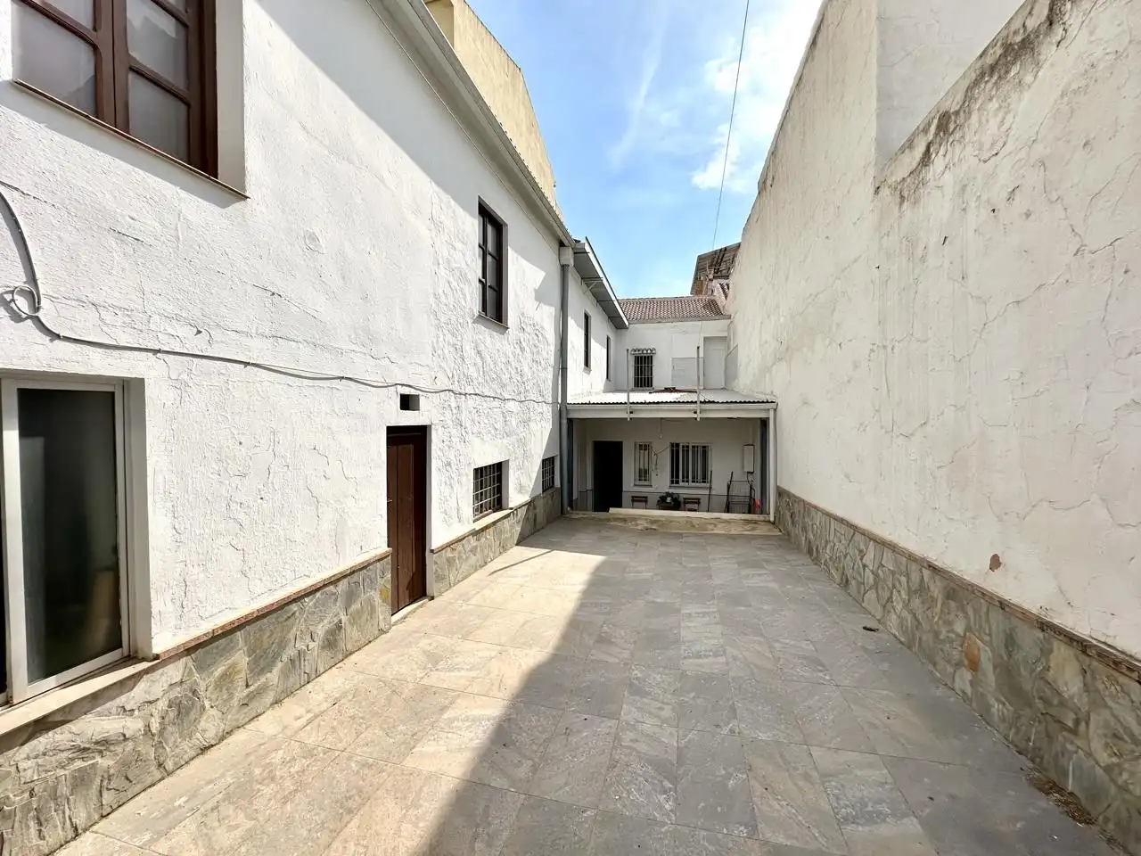 Vista exterior de Casa o chalet en venta en Villanueva de Algaidas con Aire acondicionado, Trastero y Balcón