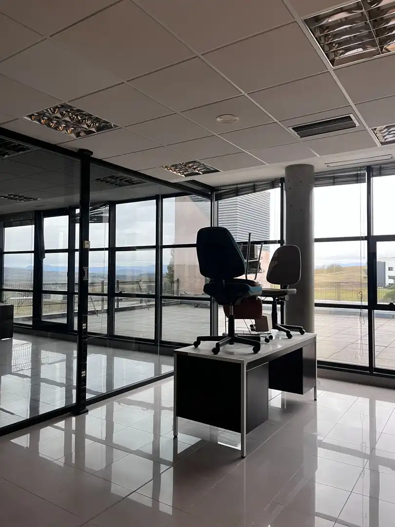 Büro zum Verkauf in Vitoria - Gasteiz mit Heizung