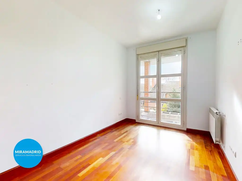 Habitación de Casa o chalet en venta en Paracuellos de Jarama con Piscina