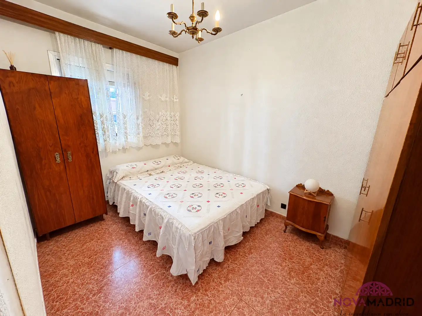 Habitación de Piso en venta en Madrid con Calefacción y Terraza