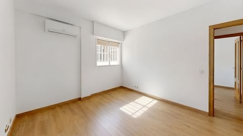 Foto 2 von Wohnung zum Verkauf in Palomeras Sureste, Madrid Capital