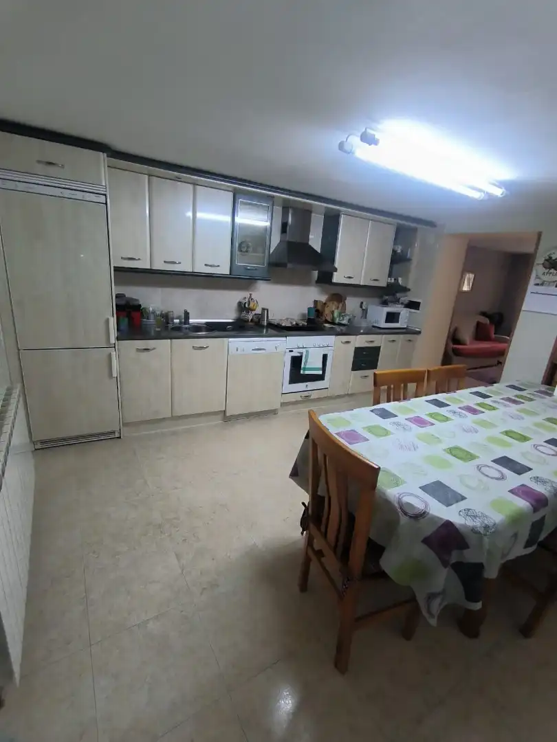 Cocina de Casa o chalet en venta en Arenillas de Riopisuerga con Calefacción, Jardín privado y Piscina