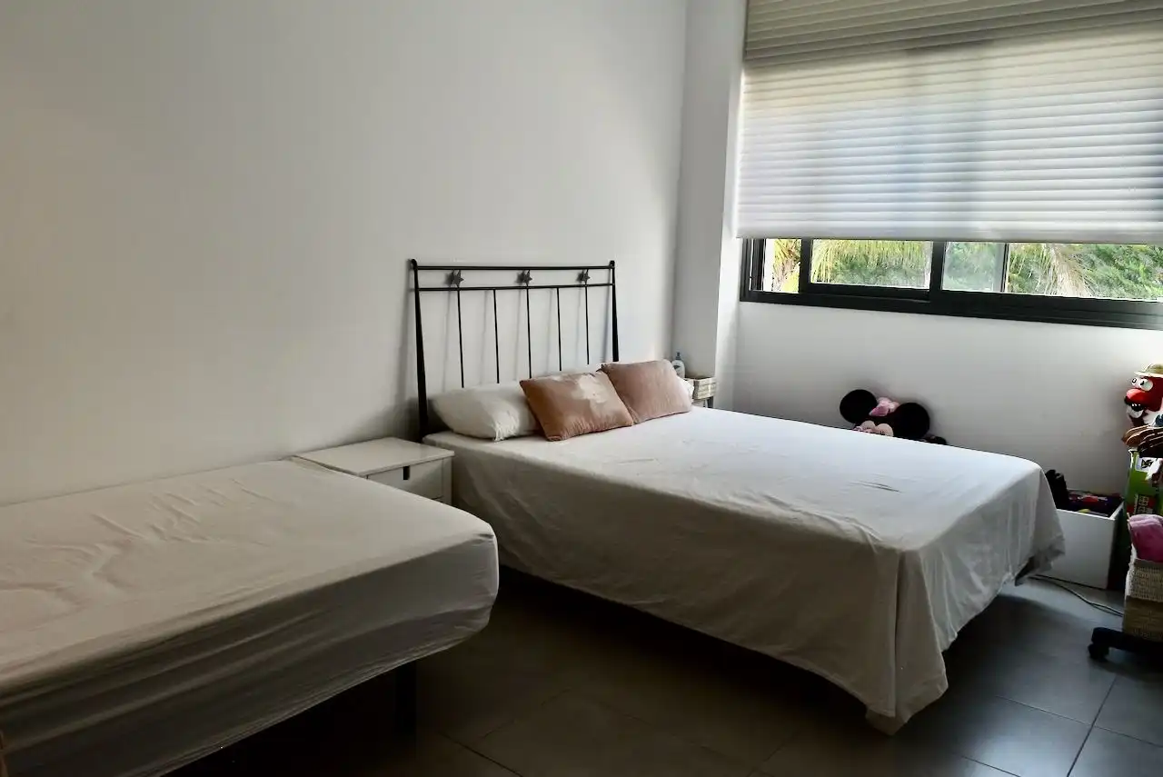 Habitación de Casa o chalet en venta en L'Alfàs del Pi con Aire acondicionado, Calefacción y Terraza