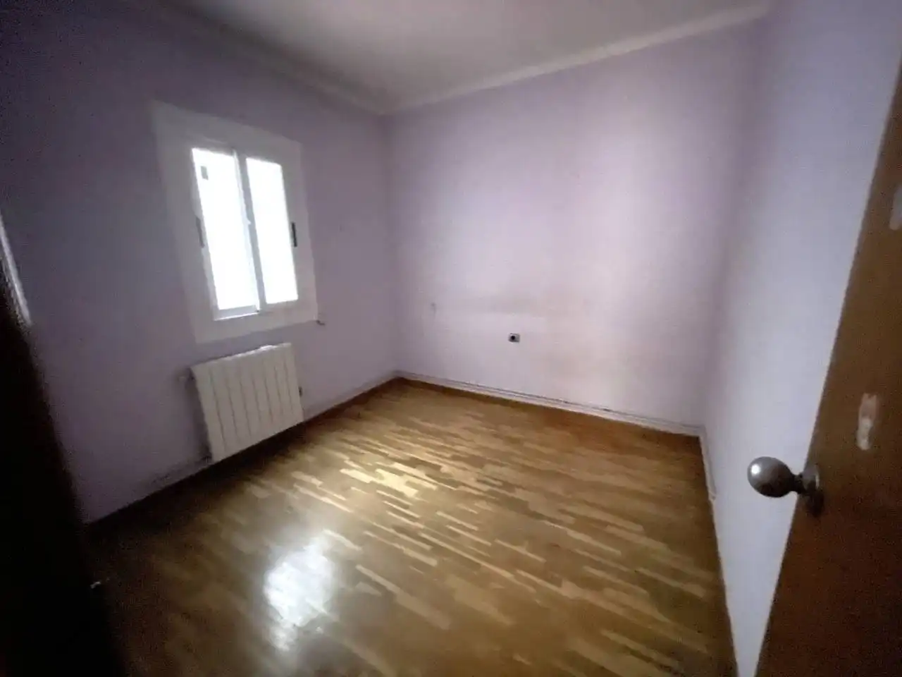 Dormitori de Pis en venda en Sant Boi de Llobregat amb Calefacció i Parquet