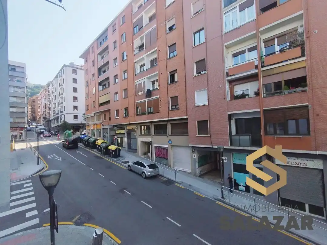 Exterior view of Flat for sale in Bilbao   with Heating, Terrace and Balcony