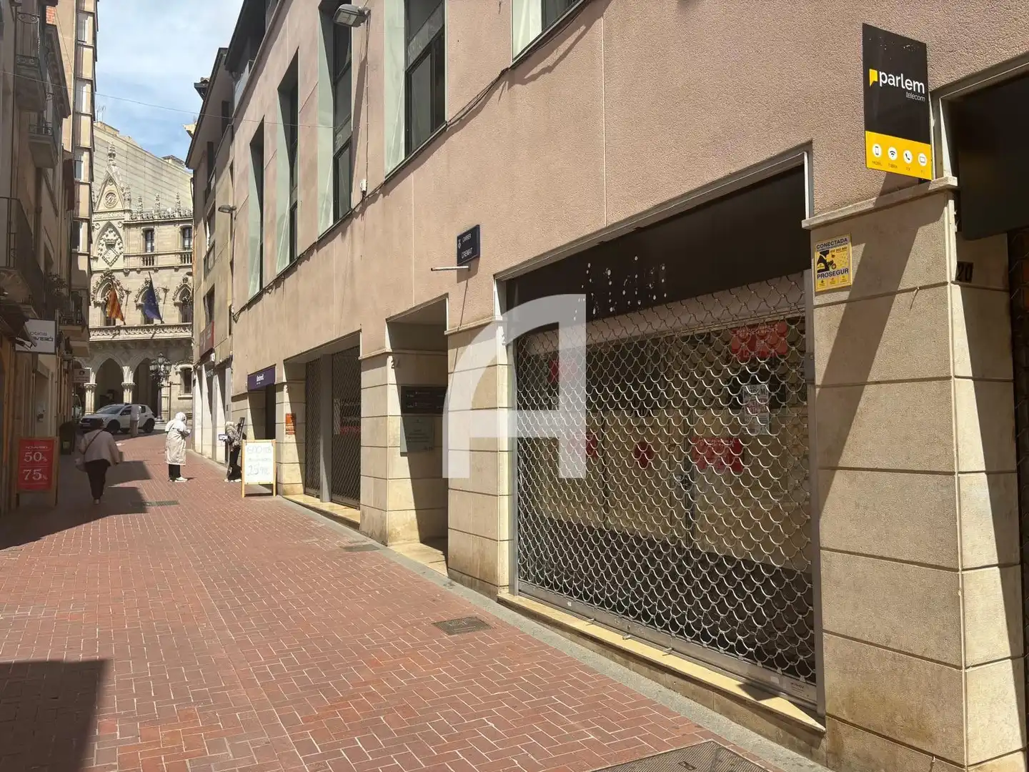 Local commercial à louer à Carrer Cremat, imagen 14