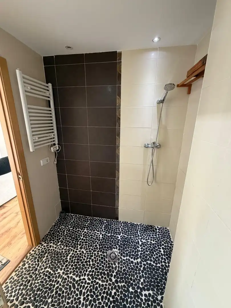 Badezimmer von Dachboden zum Verkauf in Náquera mit Privatgarten, Möbliert und Balkon