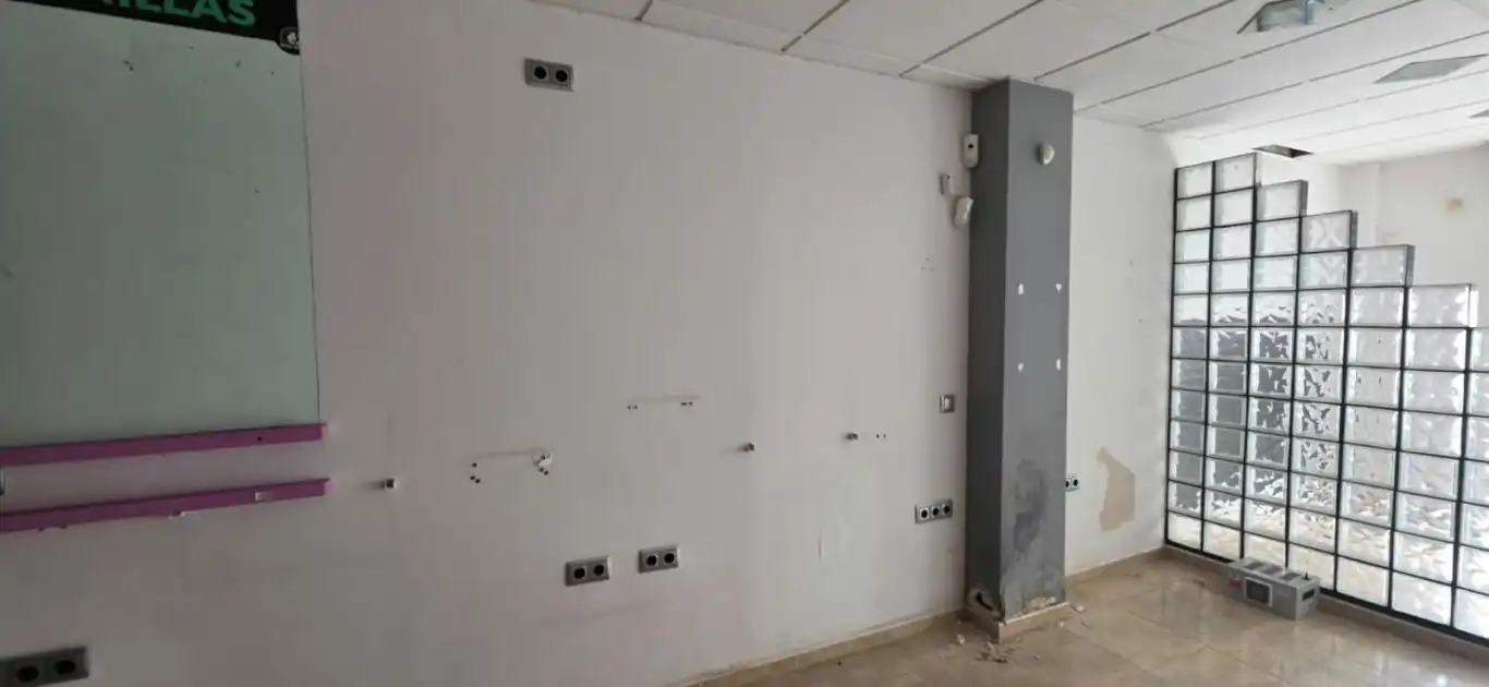 Local comercial en venta en Calle Alicante, imagen 4