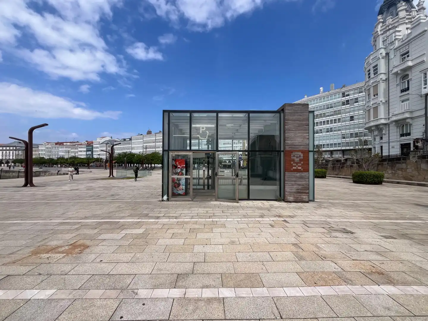Außenansicht von Garage zum Verkauf in A Coruña Capital 