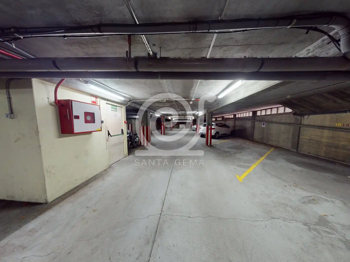 Parking of Flat for sale in A Coruña Capital   with Heating, Storage room and Furnished
