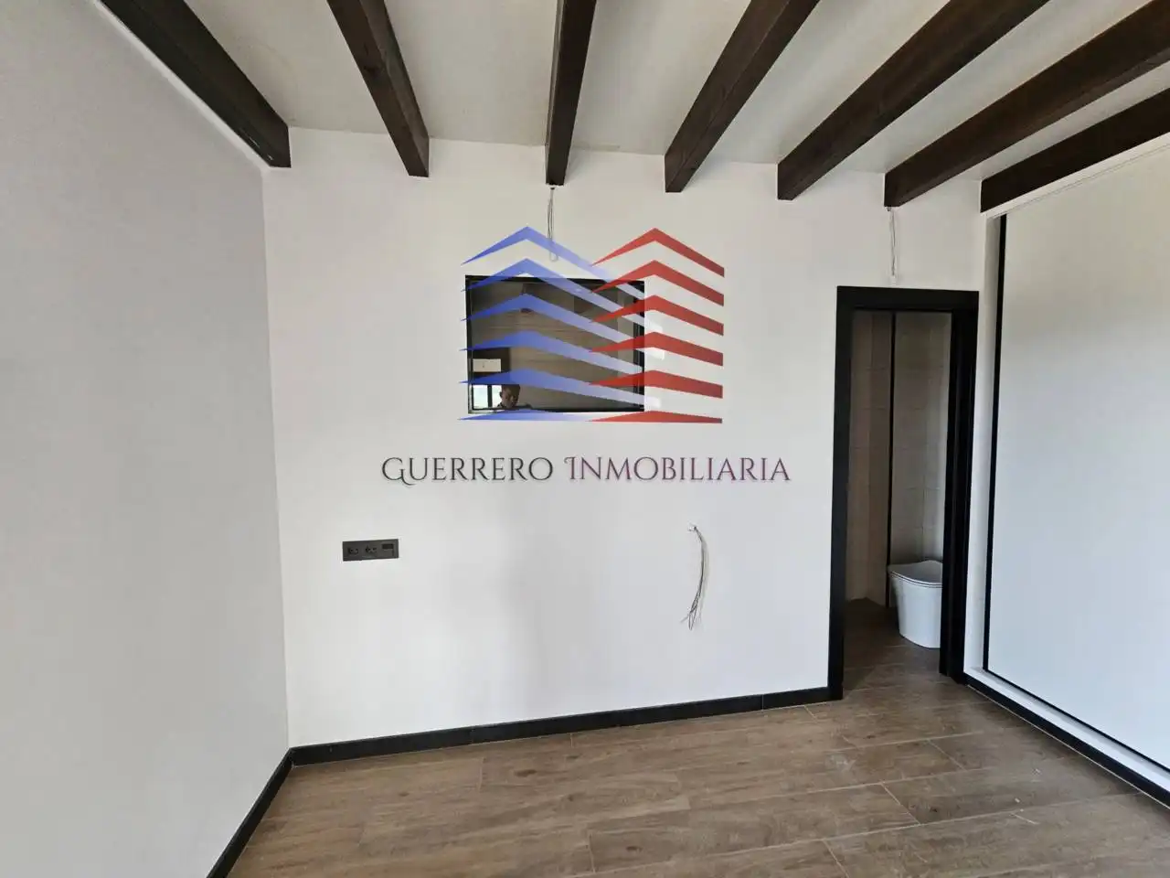 Casa o chalet en venta en A Merca   con Calefacción, Terraza y Piscina