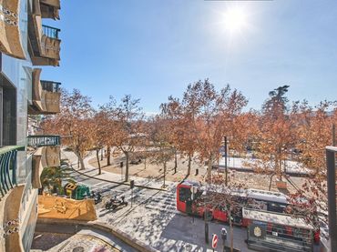 Appartamento con balcone in vendita a Plaza Plaza Carretas 5