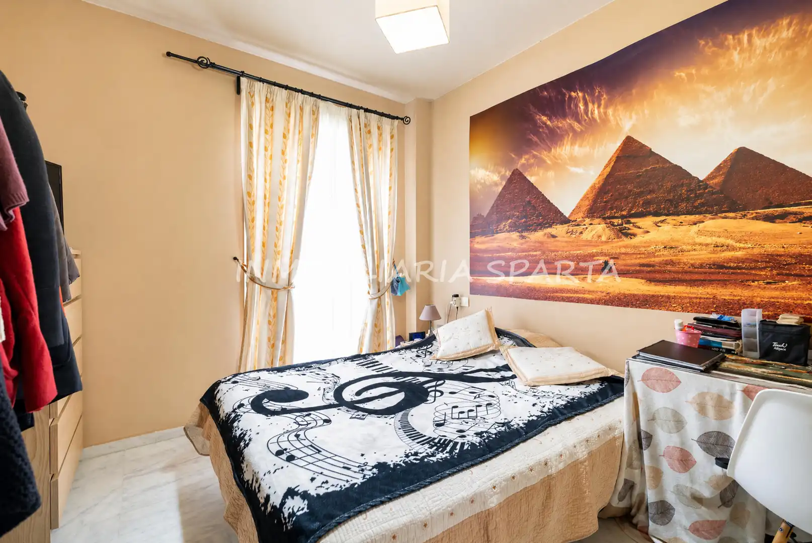 Habitación de Casa adosada en venta en Umbrete con Jardín privado y Piscina