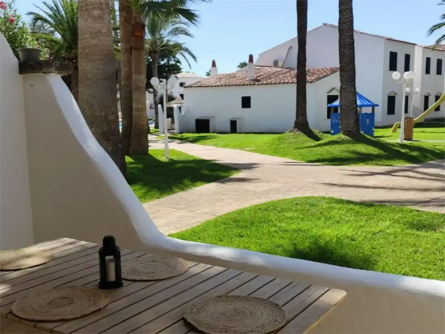 Vista exterior de Pis en venda en Ciutadella de Menorca amb Aire condicionat, Jardí privat i Piscina
