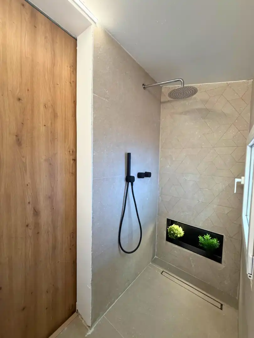 Baño de Piso en venta en Oviedo  con Calefacción, Parquet y Terraza