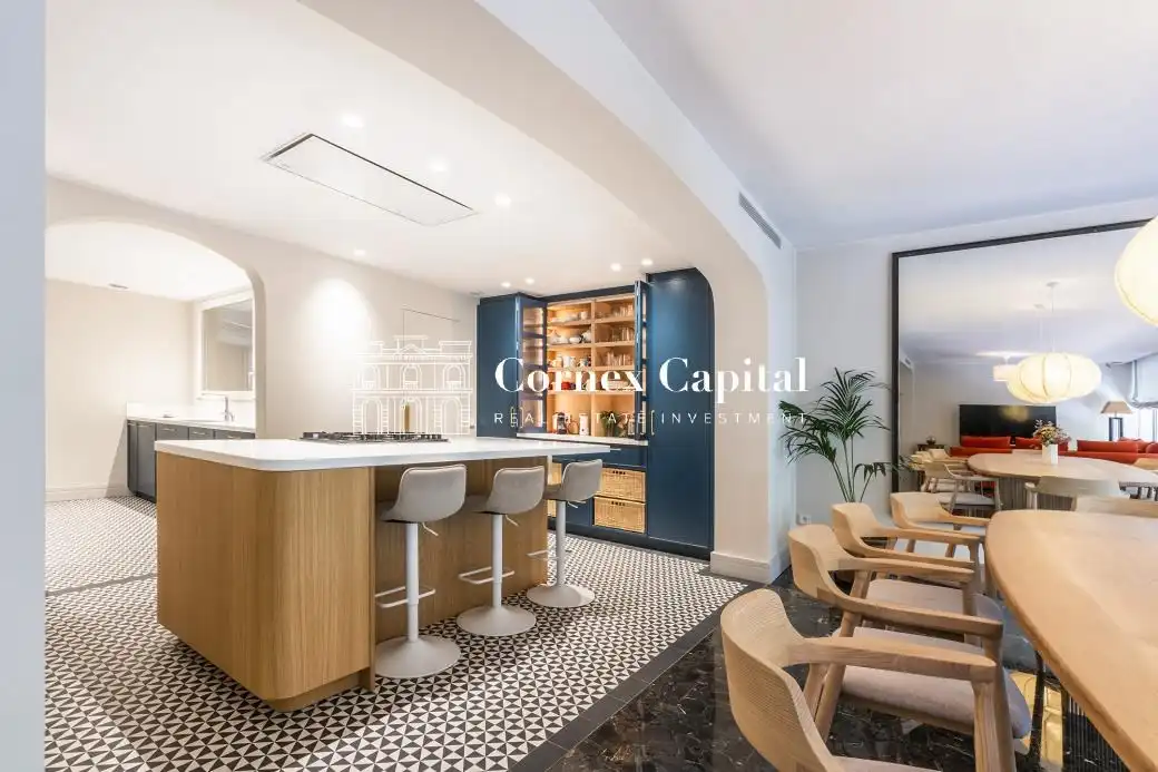 Cocina de Piso en venta en Barcelona con Aire acondicionado, Terraza y Trastero