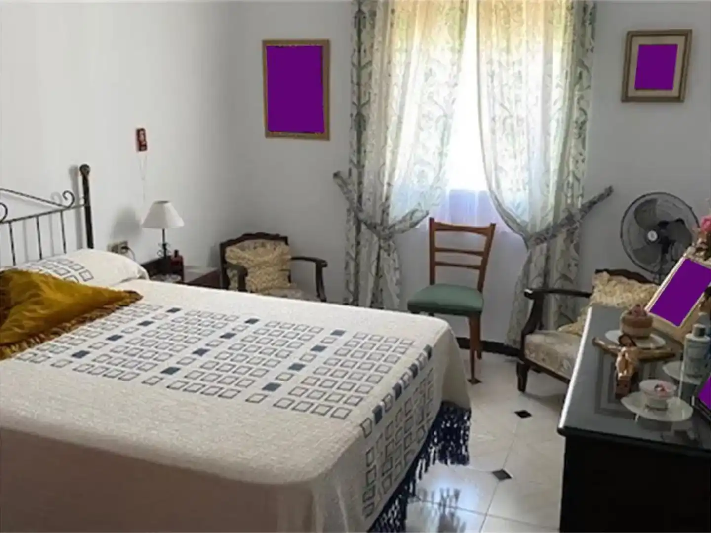 Dormitori de Casa o xalet en venda en Dos Hermanas amb Aire condicionat, Traster i Moblat