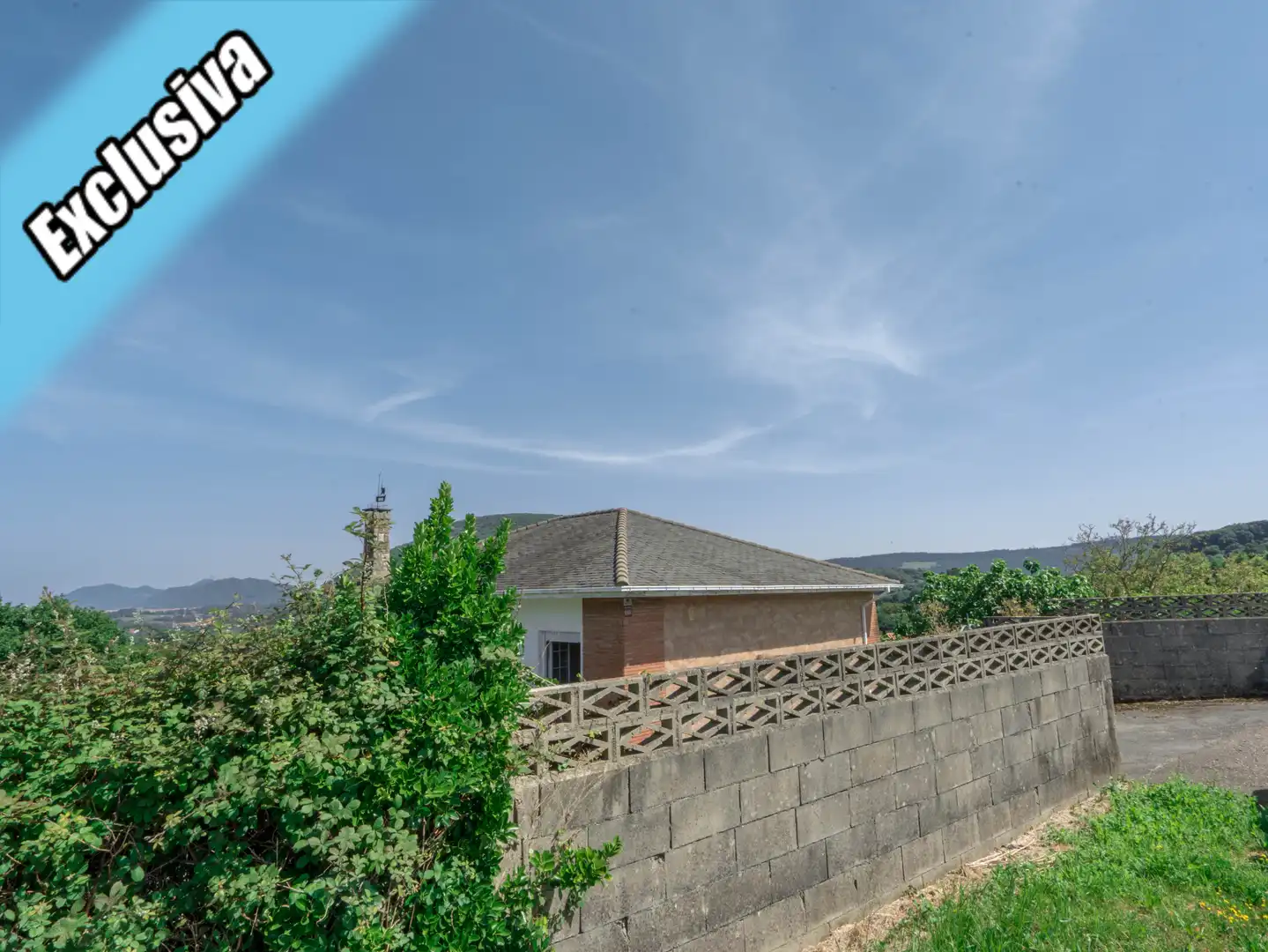 Vista exterior de Casa o chalet en venta en Arnuero con Calefacción, Jardín privado y Terraza