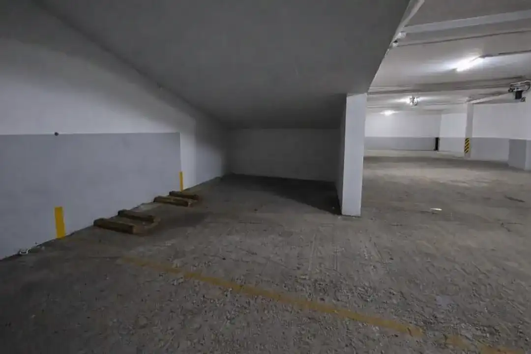 Parkplatz von Wohnung zum Verkauf in Vitoria - Gasteiz mit Heizung und Abstellraum