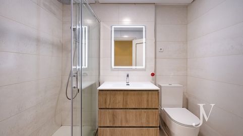Foto 3 de Piso en venta en Fuentelarreina, Madrid Capital