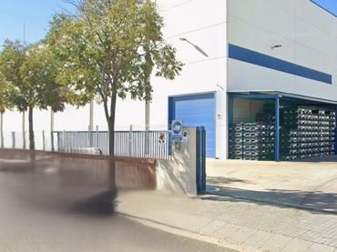 Nave industrielle avec ascenseur à louer à Palou