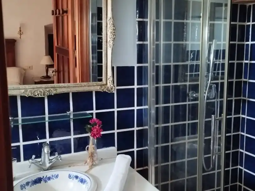 Badezimmer von Country house zur Miete in Feria mit Klimaanlage, Heizung und Privatgarten