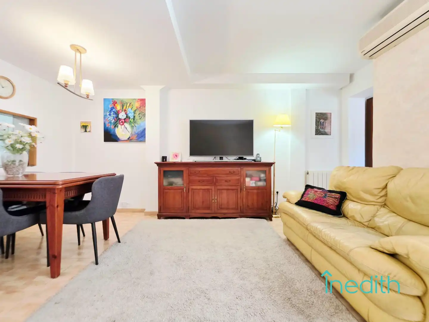 Sala d'estar de Casa o xalet en venda en Barcelona amb Aire condicionat, Calefacció i Terrassa