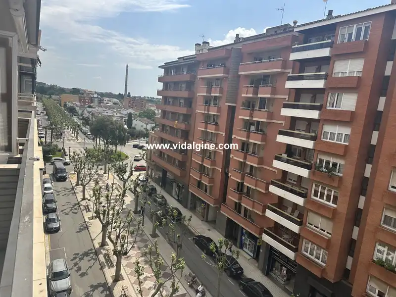 Pis amb terrassa en venda a Passeig de l'Estació