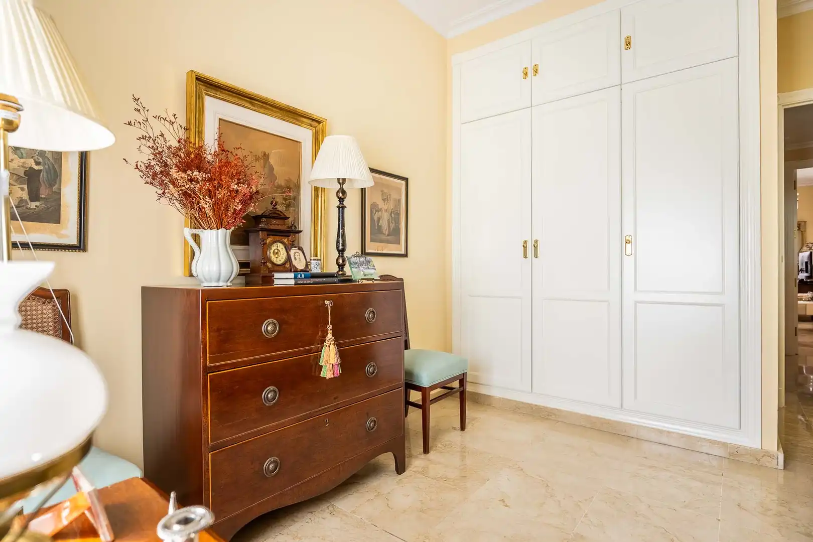 Bedroom of Flat for sale in Sevilla  with Air Conditioner, Heating and Storage room