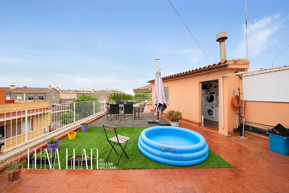 Casa adosada en venta en Passeig Maragall