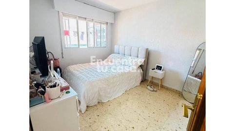 Foto 4 de Piso en venta en Calle Escoles, Centro Urbano, Benidorm