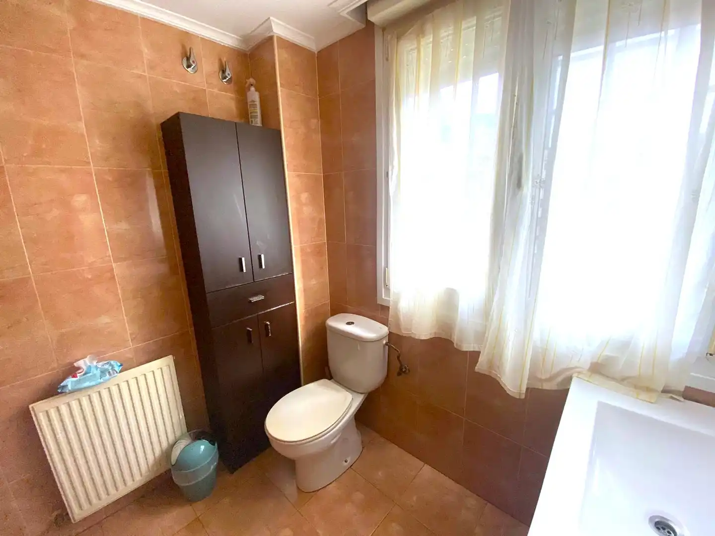 Baño de Casa o chalet en venta en Castro-Urdiales con Calefacción, Jardín privado y Terraza