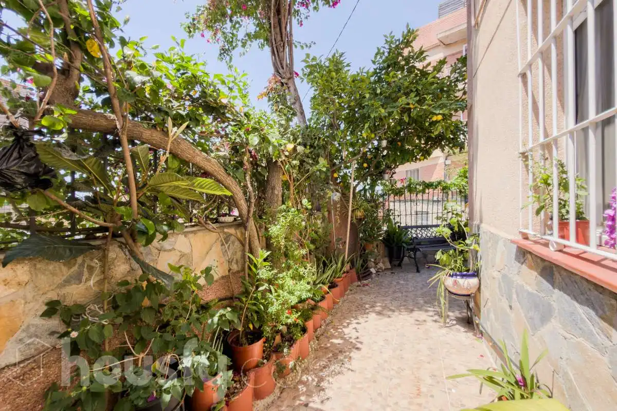 Terrace of Houses for sale in Santa Coloma de Gramenet  with Air Conditioner, Heating and Private garden