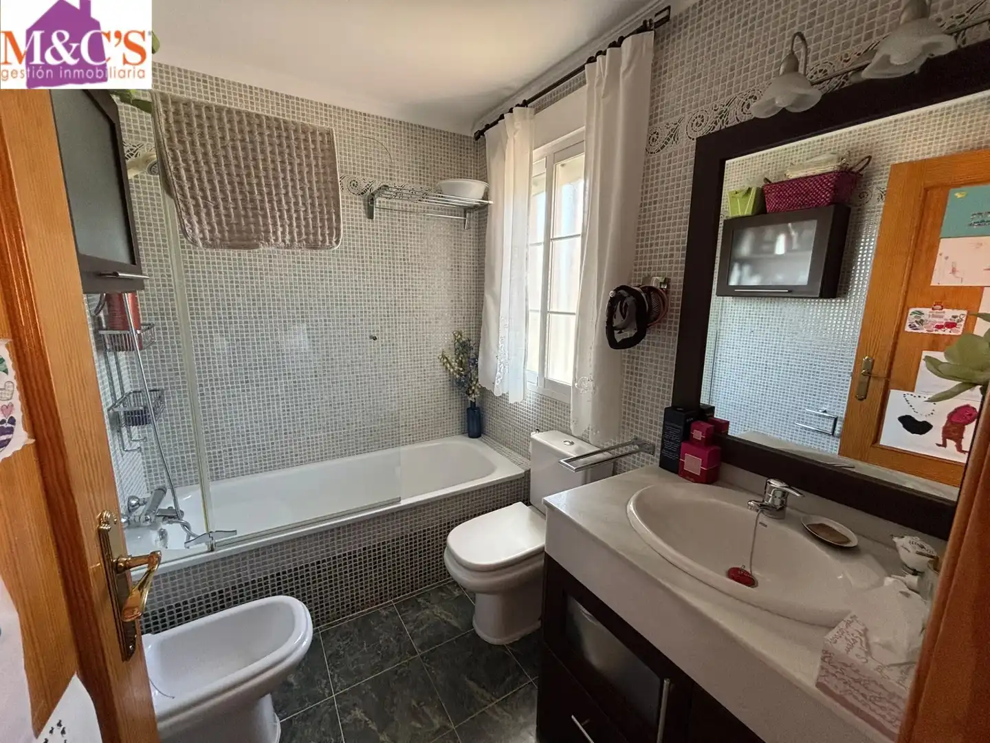 Bany de Casa o xalet en venda en Puertollano amb Aire condicionat, Calefacció i Piscina