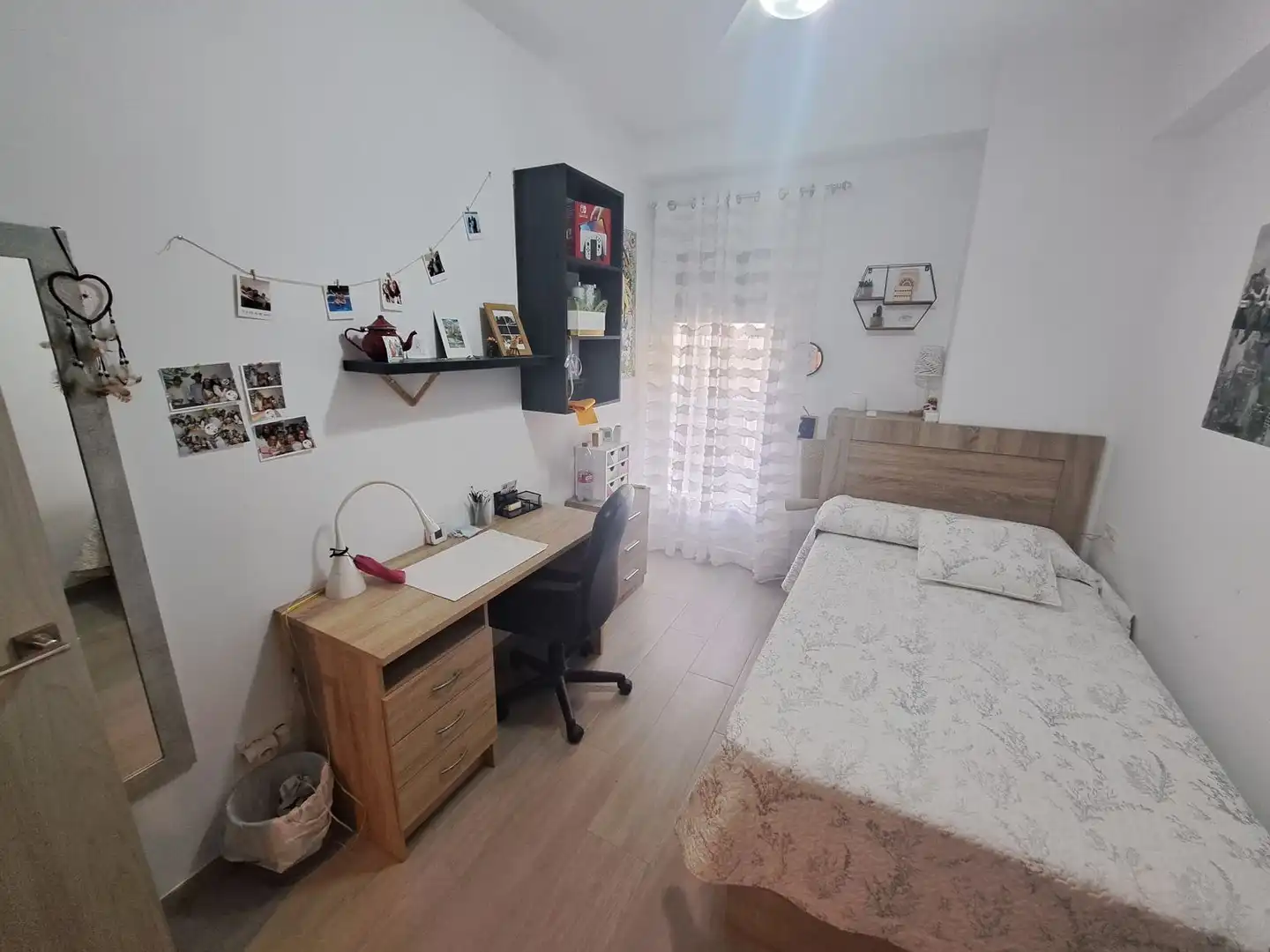 Habitación de Piso de alquiler en Granada con Aire acondicionado, Calefacción y Balcón